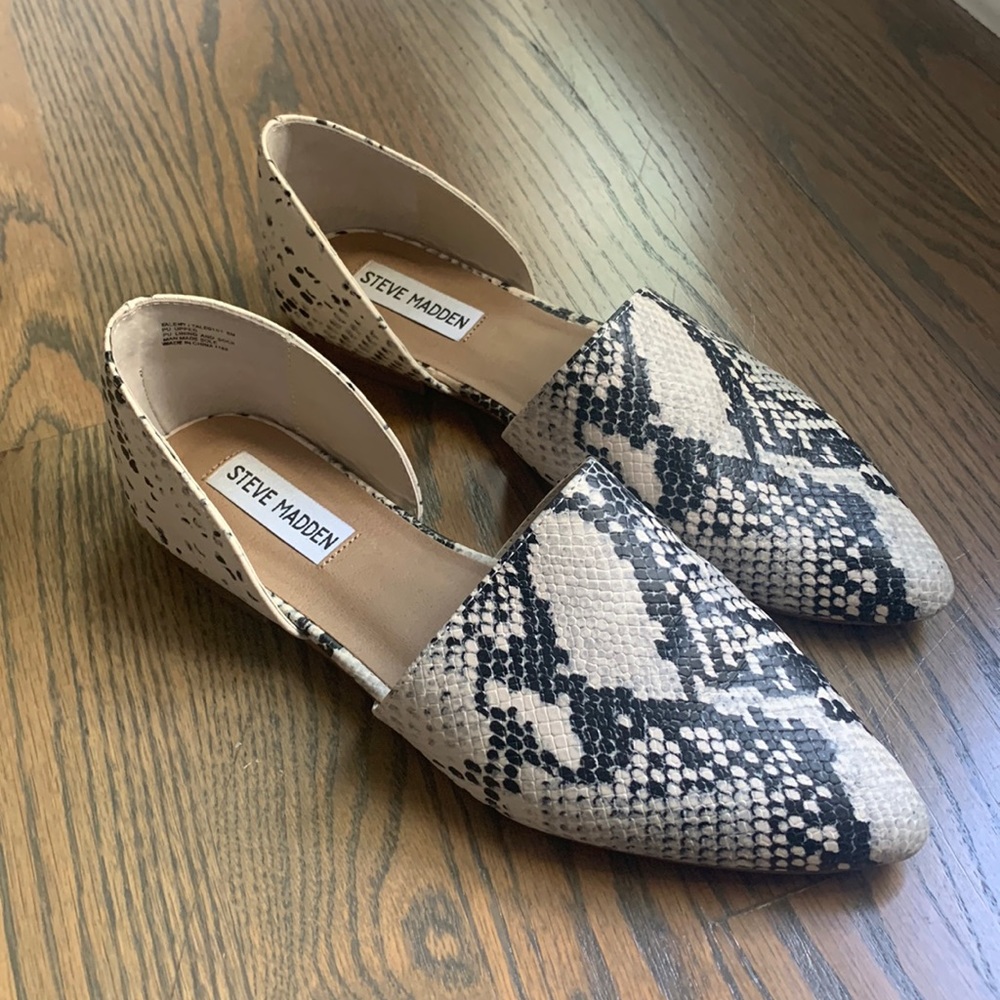 Steve Madden Talent Flats
